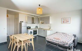Local Experience - Parking Rue Gratuit - 20 Pourcent Sur Escale-Marne,Fr - De 1 A 4 Personnes - 10Mn A Pied Metro 8 - Rer A, Cuisine Equipee, Grand Lit Haut De Gamme, Matelas Eve Sleep 160X200, Lave Linge, 1Er Etage - Garde A Bagages Gratuite 24-7